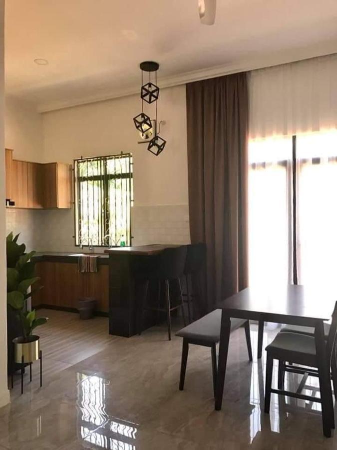 Casa Tiga Homestay Besut Kampung Kuala Besut ภายนอก รูปภาพ